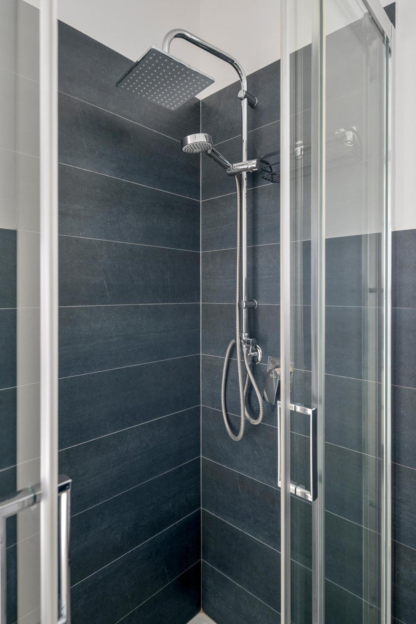 Dolcevitasuites - Modern 3 Bdr Villa In S. Lorenzo Reitani Ngoại thất bức ảnh