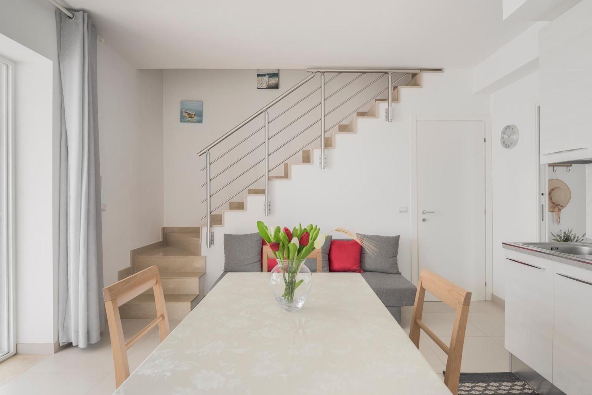 Dolcevitasuites - Modern 3 Bdr Villa In S. Lorenzo Reitani Ngoại thất bức ảnh